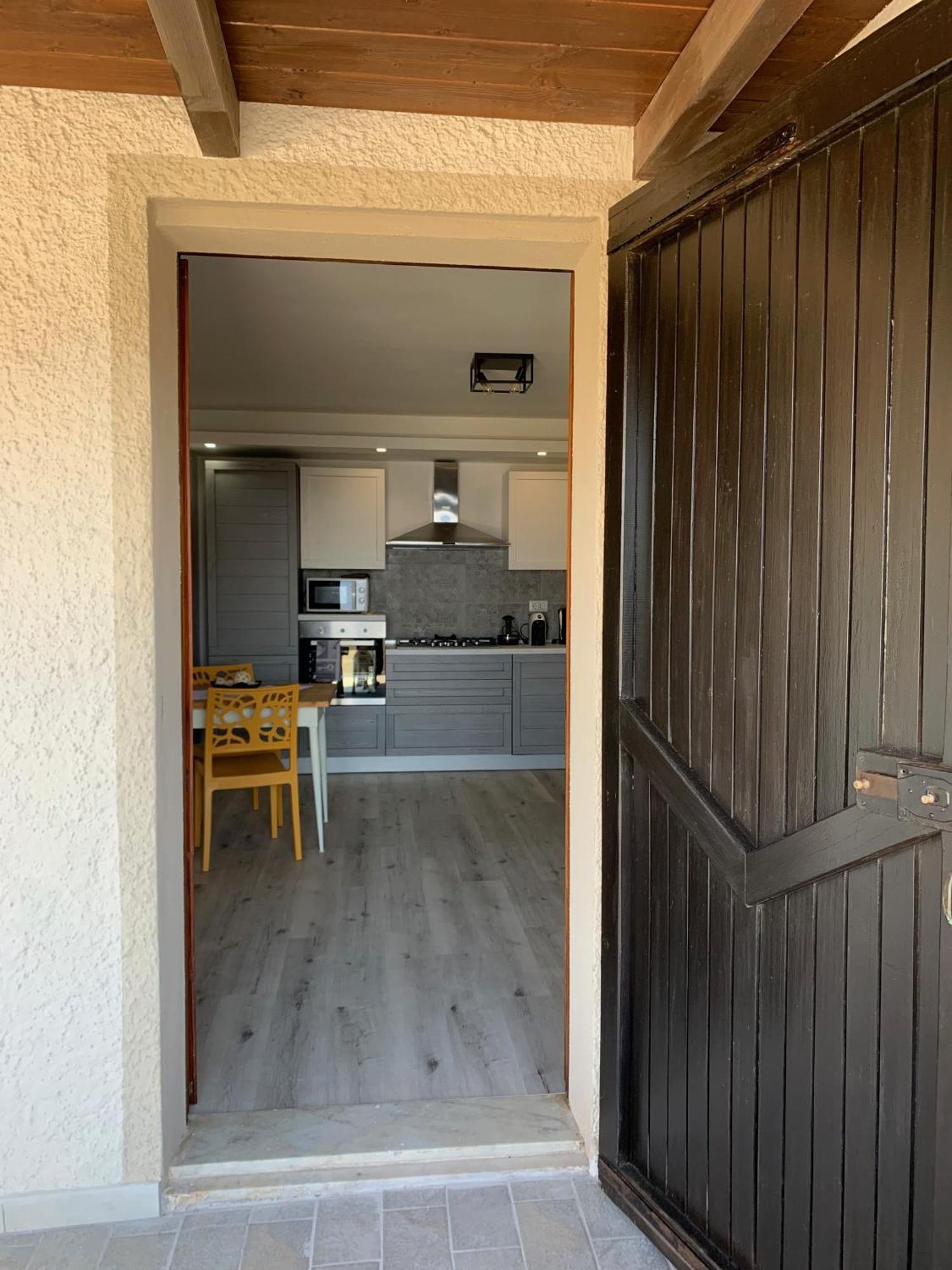 Casa Oleandri Apartment Tresnuraghes Bilik gambar